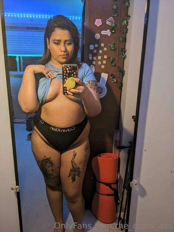 Swipe to take my shirt off ;)
