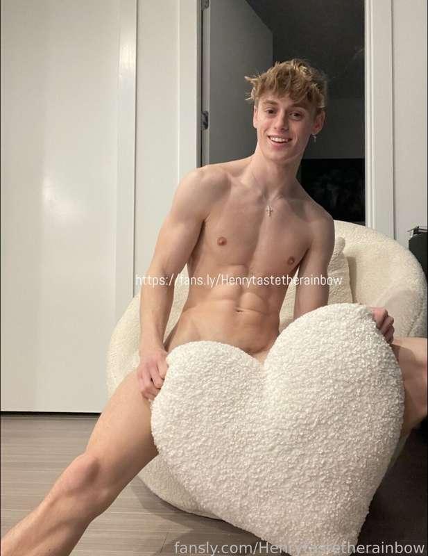 henrytastetherainbow image #1