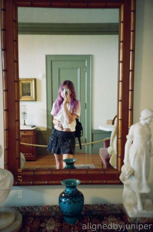 I went to visit an old mansion today! 🏛️
I saw lots of reall..