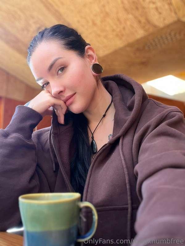 Good morning 🖤
