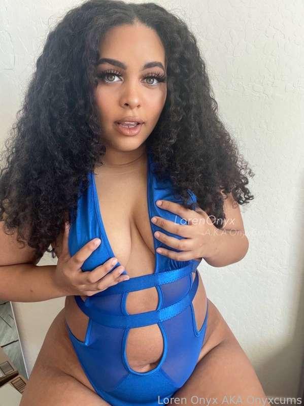 My ideal body weight, is yours on mine. 


✎ #nerdy #ebony #cute #pokemon #exotic #bigass #gamer #reader #brunette #fyp