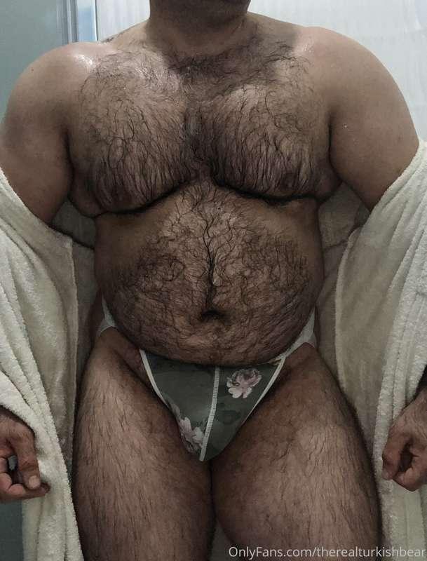 Well... I'm ✈️ for a quick shower after a cute night out wit..