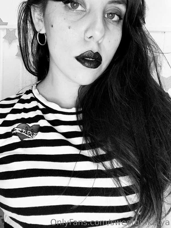 🖤