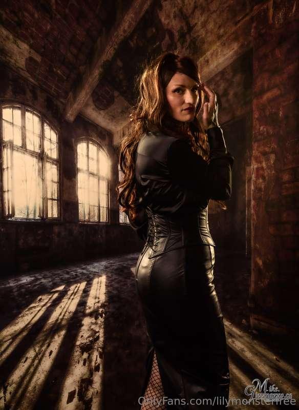 lilymonsterfree image #15