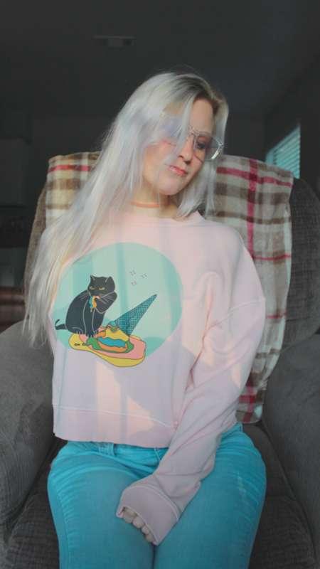 new sweater <3 

Got it from meowwolf. If you haven't been y..