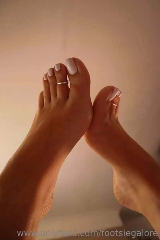 footsiegalore image #3
