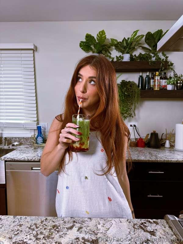 Something delicious is always on @catherain for you 🥰😘