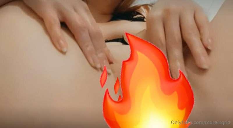 👀🔥 𝐂𝐋𝐎𝐒𝐄-𝐔𝐏 𝐏𝐔𝐒𝐒𝐘 𝐏𝐋𝐀𝐘 🔥👀I couldn’t wait to play… I start by..