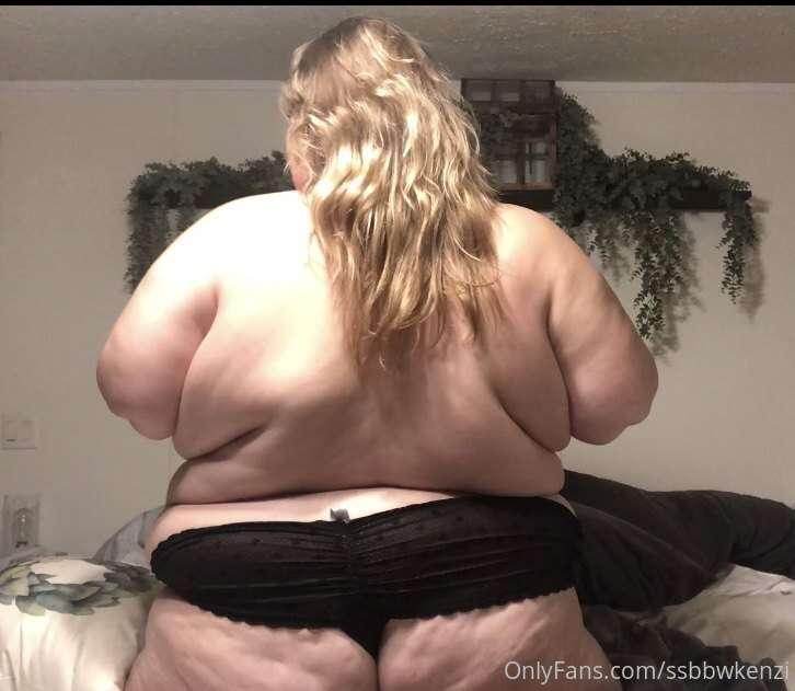 Front rolls are great but back rolls need some love too!