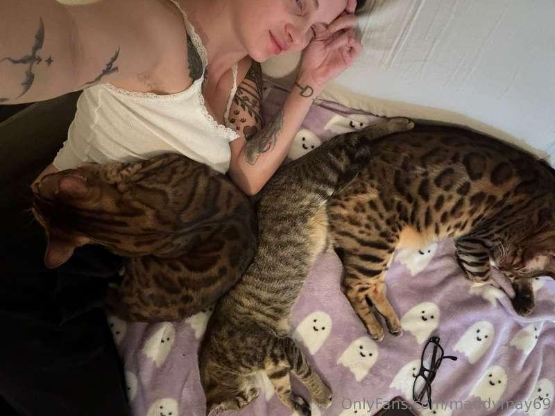 Gang's all here! 🥰