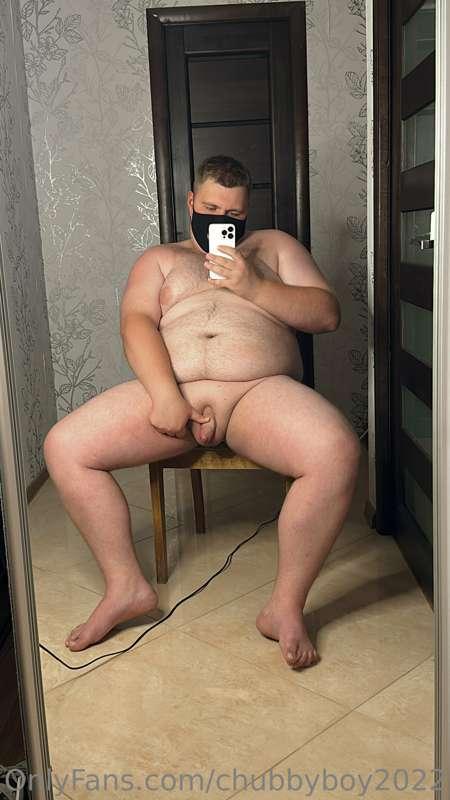 chubbyboy2022 image #5