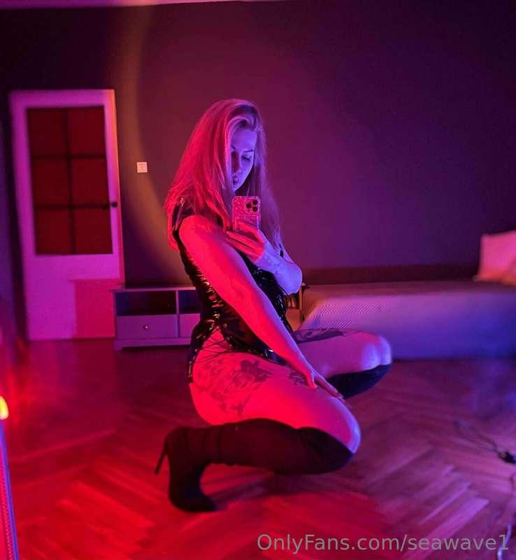 As a girl who loves to share her life, let me tell you about..