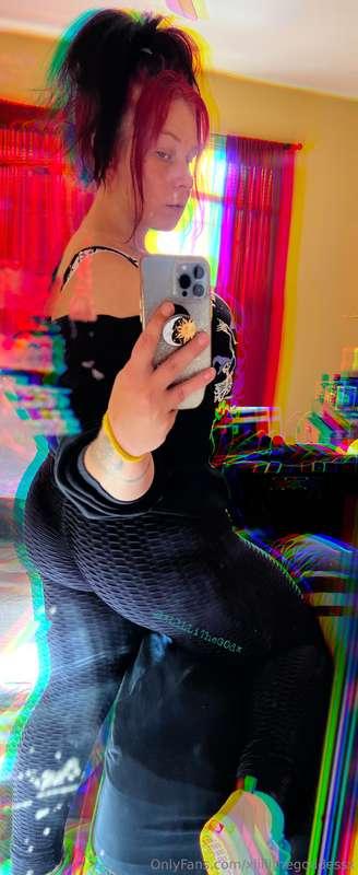 Tip this post $5 for a video in your DMs 🖤🫶🏻