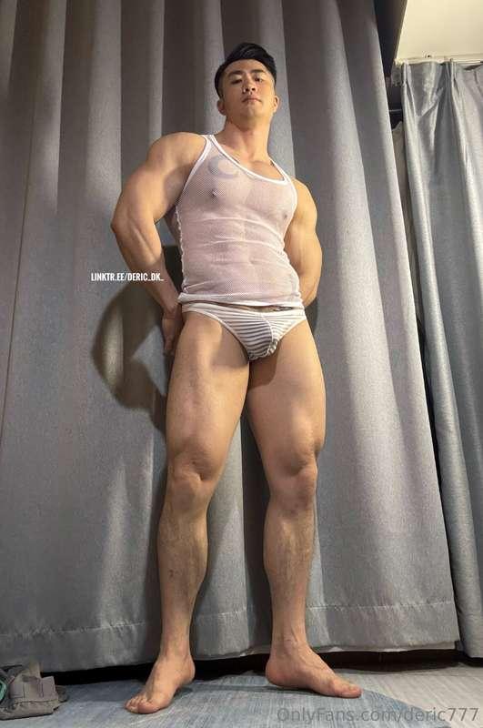 My outfit today leaves nothing to the imagination - except f..