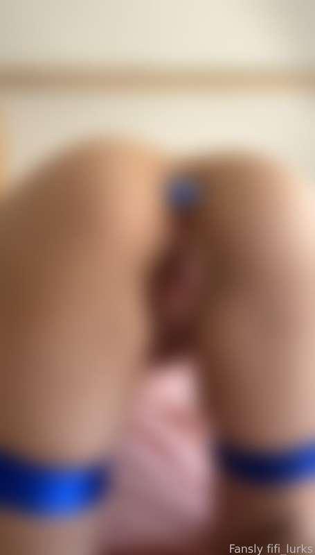 fifi_lurks image #0