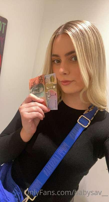 Send me tips and turn me on 😉