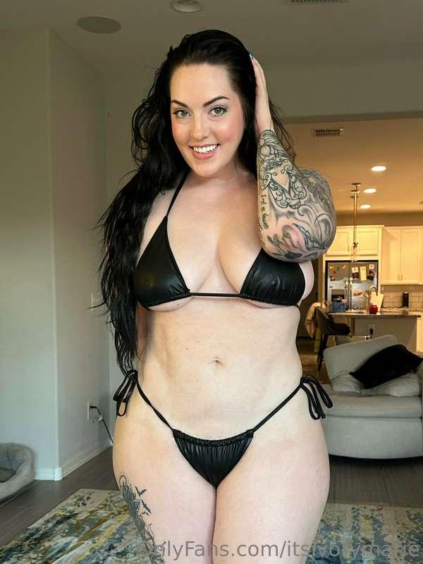 Take it off!! 🥵 Without using your hands!