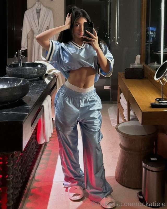 Just woke up thinking about you! Tell me what's up 😏