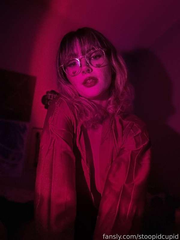 welcome to the red room 