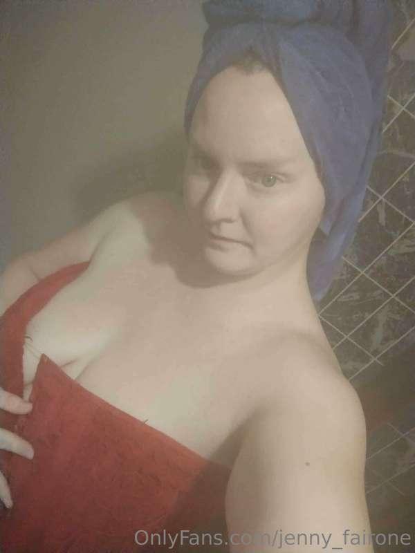 Want to see the towel drop? Send a tip and I'll send somethi..