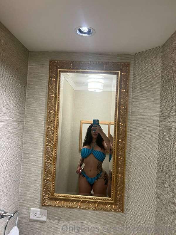 Check your DMs to see what I look like under this 