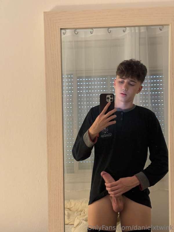 danielxtwink image #0