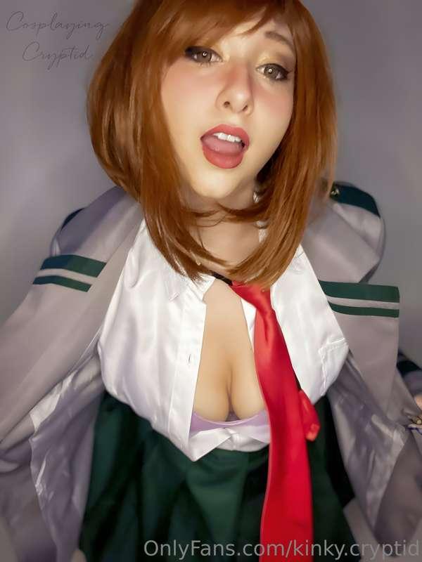 A few pics from my recent Uraraka shoot 😘💝 (swipe to the end..
