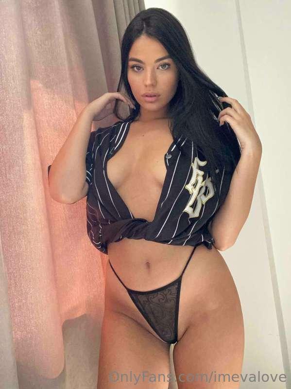 Doesn't this just make you wanna bury your face in my ass?💦😈