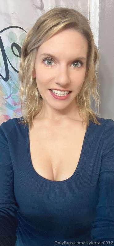 Happy Friday Eve! 🥳 