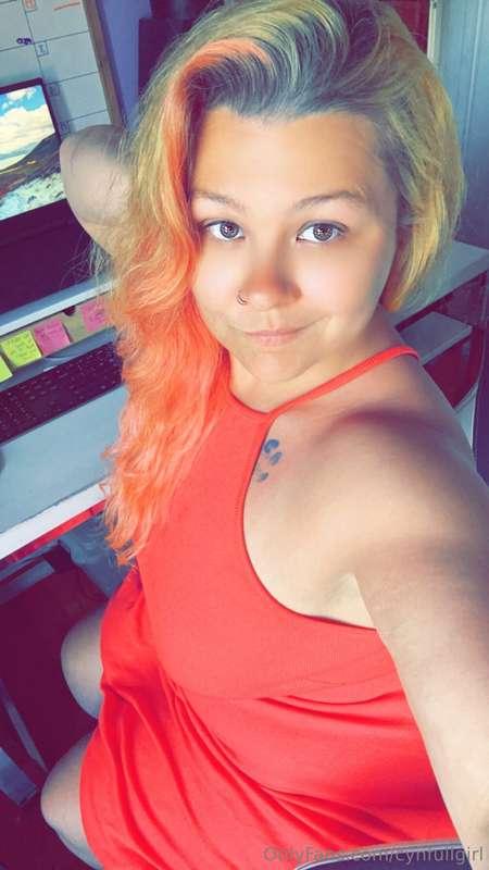 Working my Sunday away… at least I look cute 😏