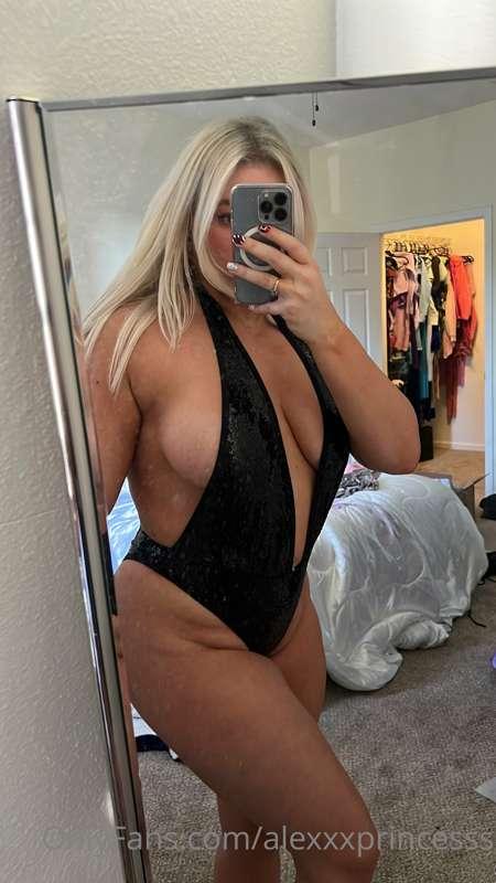 Gonna have a better shoot coming for you in this soon 👀 
DM ..