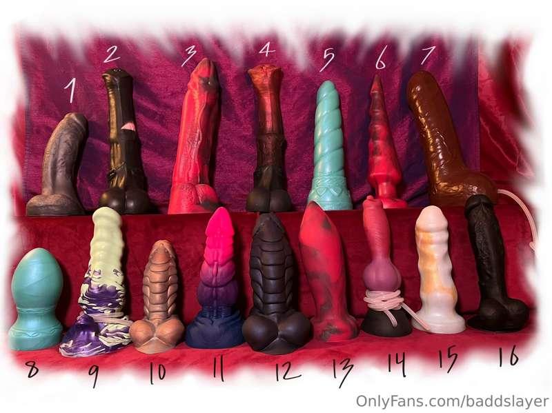 OPENING UP BIDS FOR THE DILDOS HERE ON ONLYFANS AIGHT MSG ME..