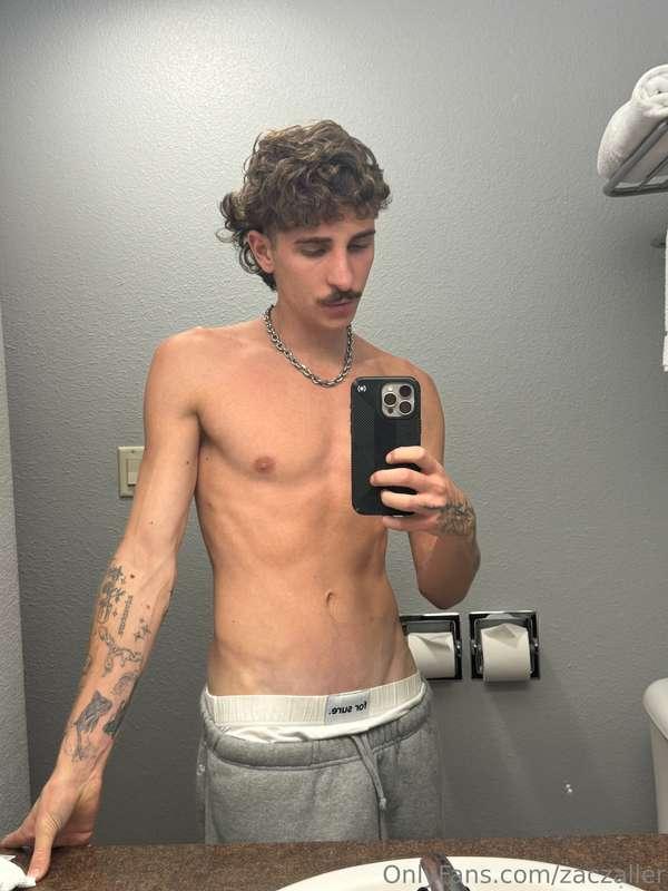 Love my tattoos man...😝