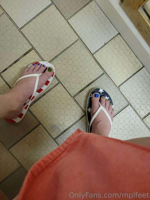 What's more your jam?
Birks or flops?