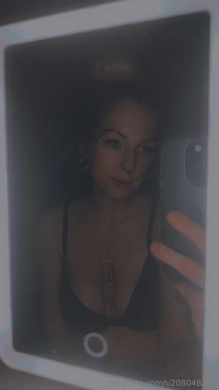 😜