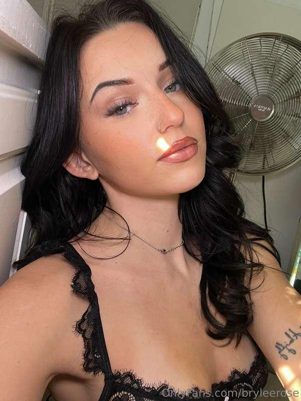 I think I’m cuter when I’m naked 🥵🥰