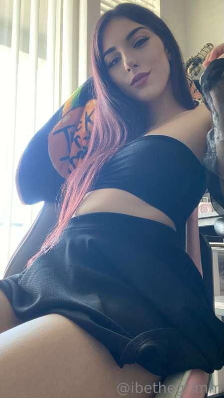 Goodnight ✨ getting ready for a nerd day tomorrow! New desti..