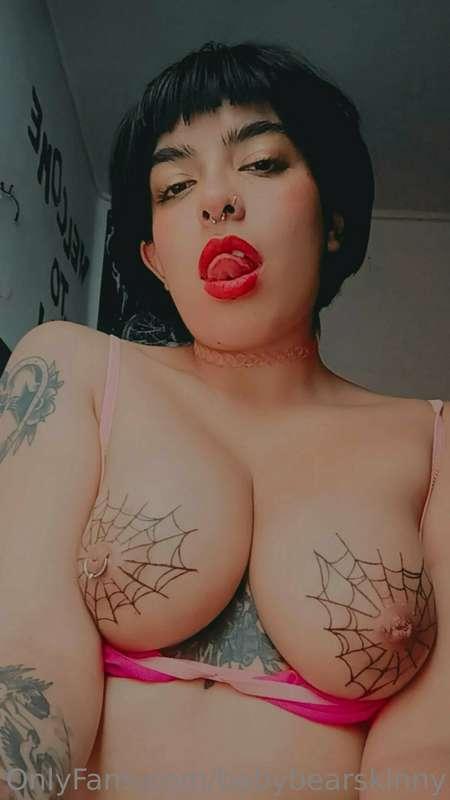 Hoy les subo cositas ricas 🩷🕸️🫠