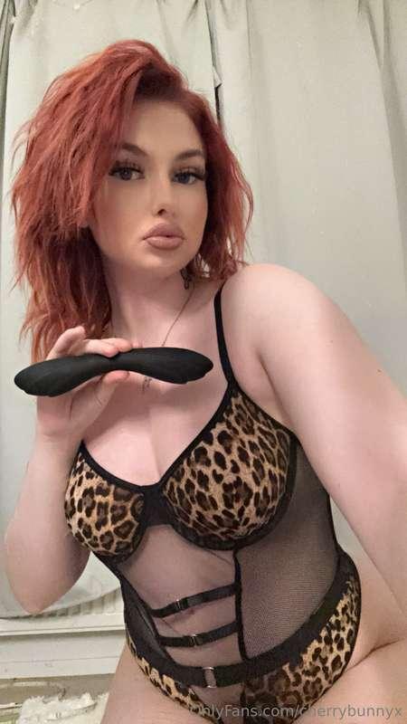 3 luukku G-spot dildo 😽👍🏻