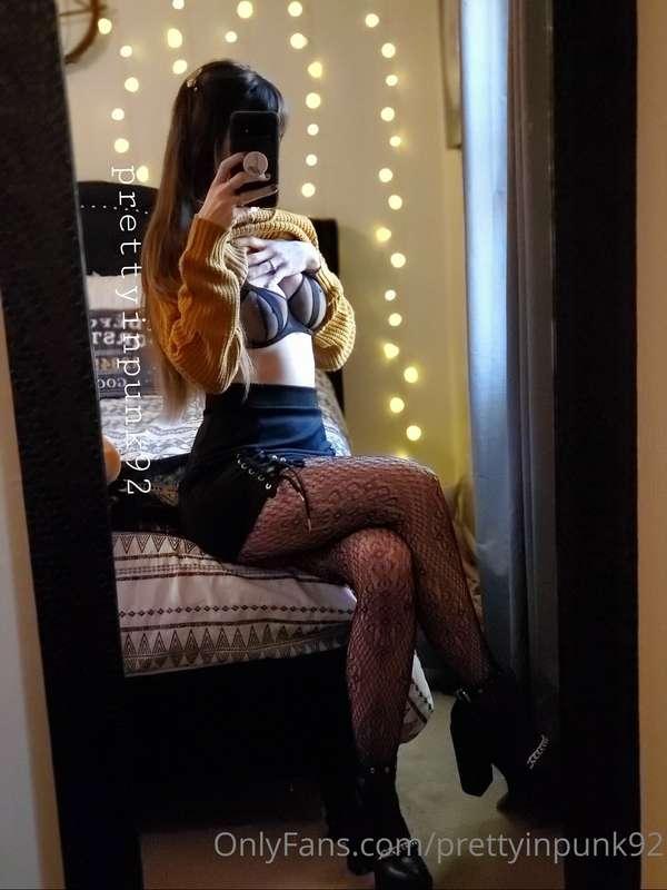 Starting the week off right in this outfit 😍