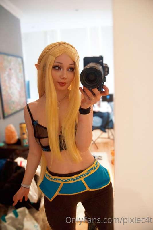 Come roleplay with me 😤⚔️ @pixiecat