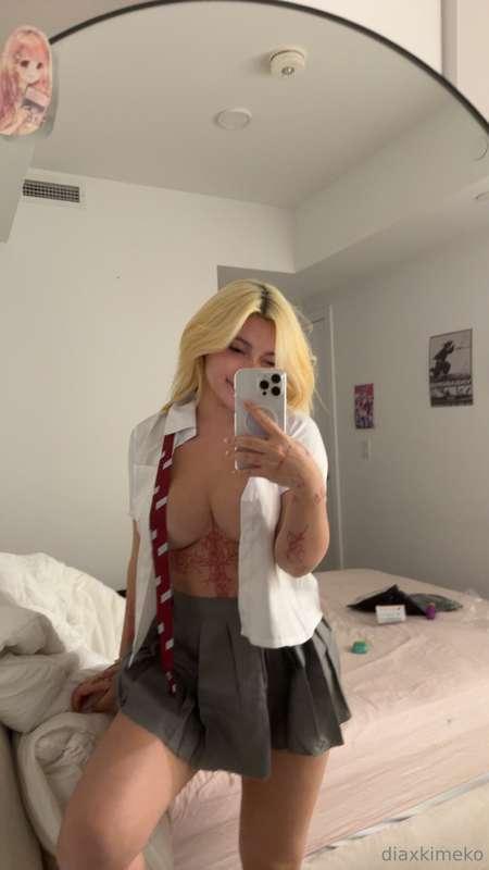 Can I dress up for you? 💦 I want to make you custom content,..