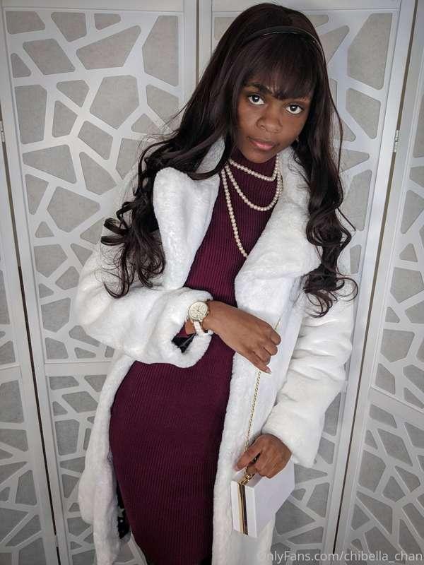 New fit. More pics later~
Don't I look like the type that de..