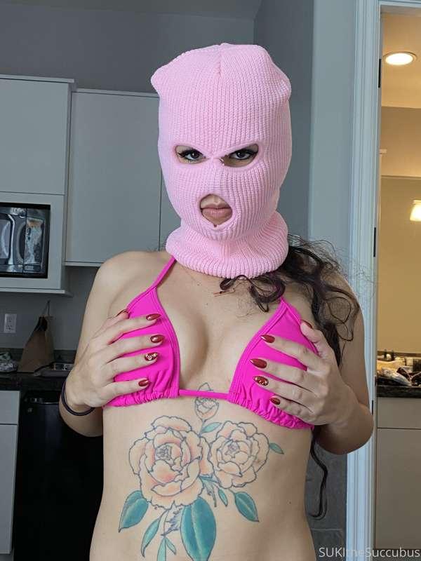 This photoset gives me Spring Breakers vibes 😂 even though I..
