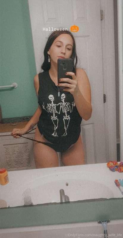 Throwback to last year's Halloween 🎃😘