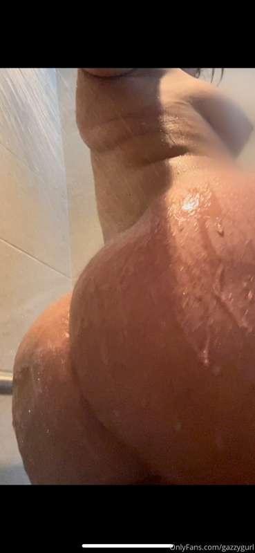 Shower time 🥰 thank you guys for tuning into the live next l..