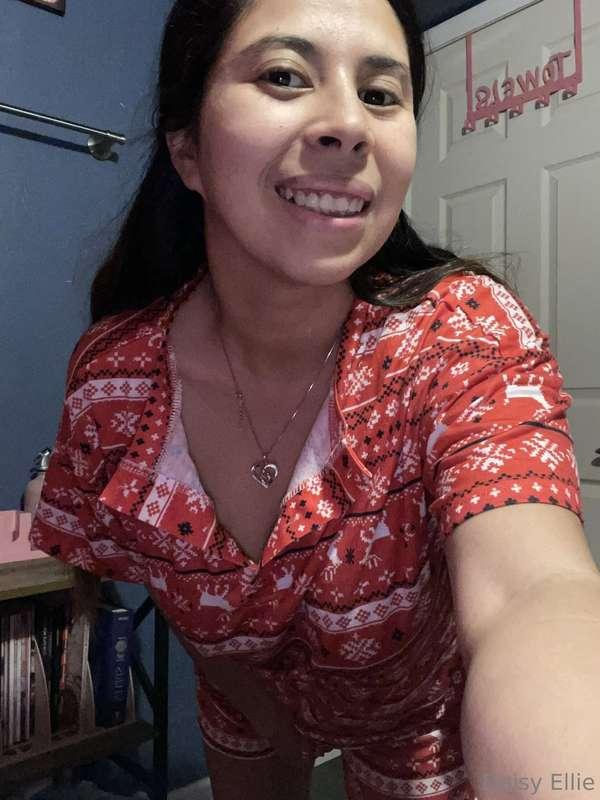 Do you think I'm pretty? 🥰 