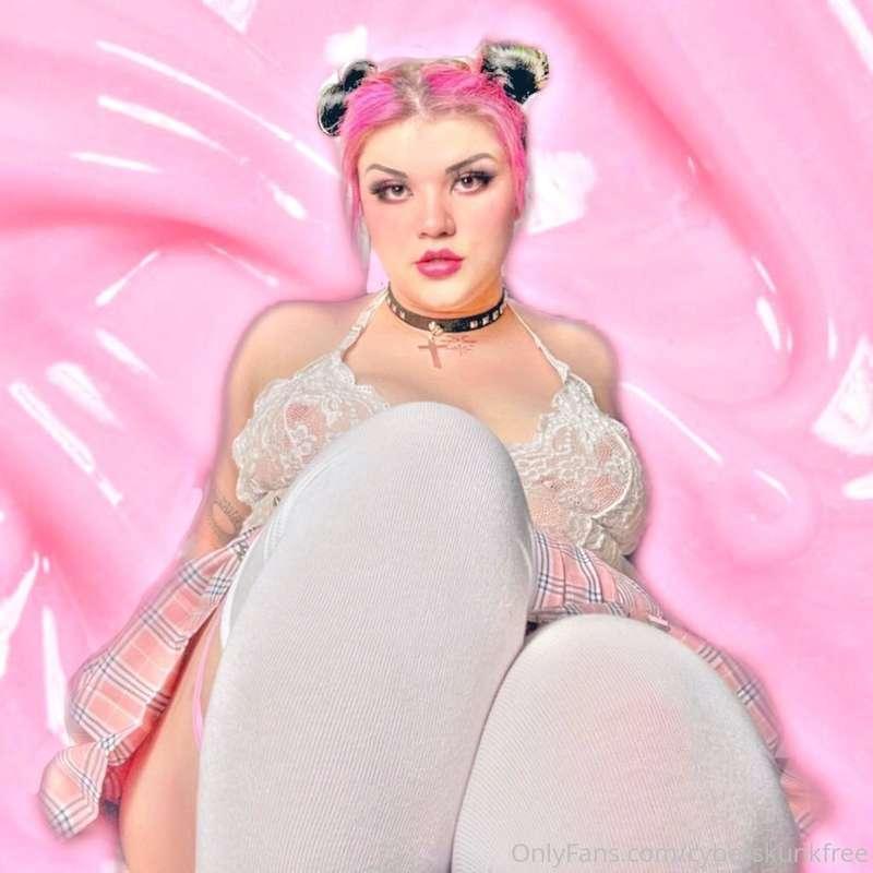 💕 sweet as sugar 💕

birthday girl decided to give you a limi..