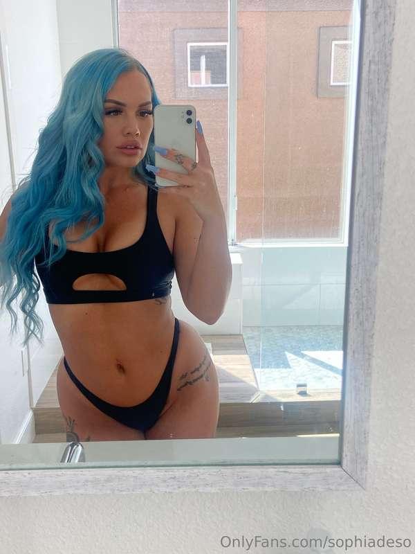 Ok is the blue hair cute or no? 