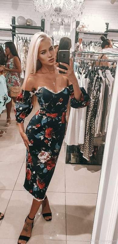 I think this dress is too long, can you pull it up as high a..